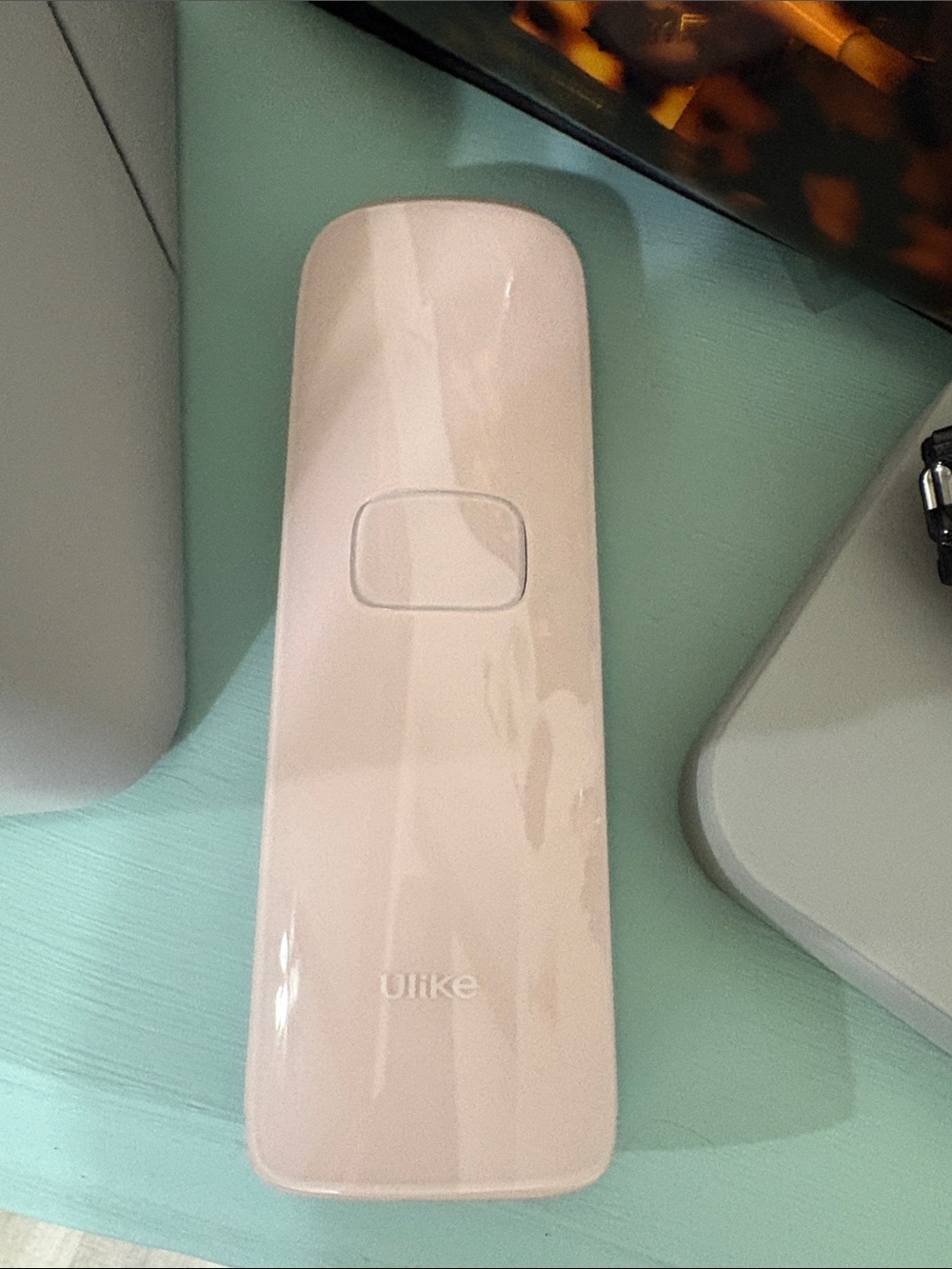Ulike AIR 3. IPL Laser hair removal device